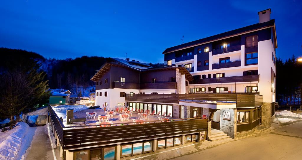 Hotel Arlecchino Madesimo Exterior photo