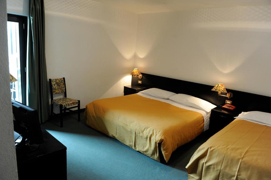 Hotel Arlecchino Madesimo Room photo