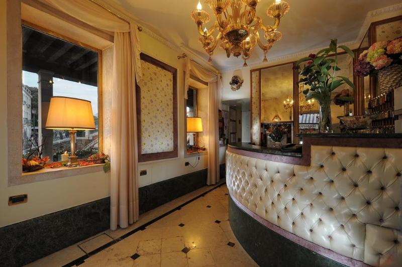 Hotel Arlecchino Madesimo Exterior photo