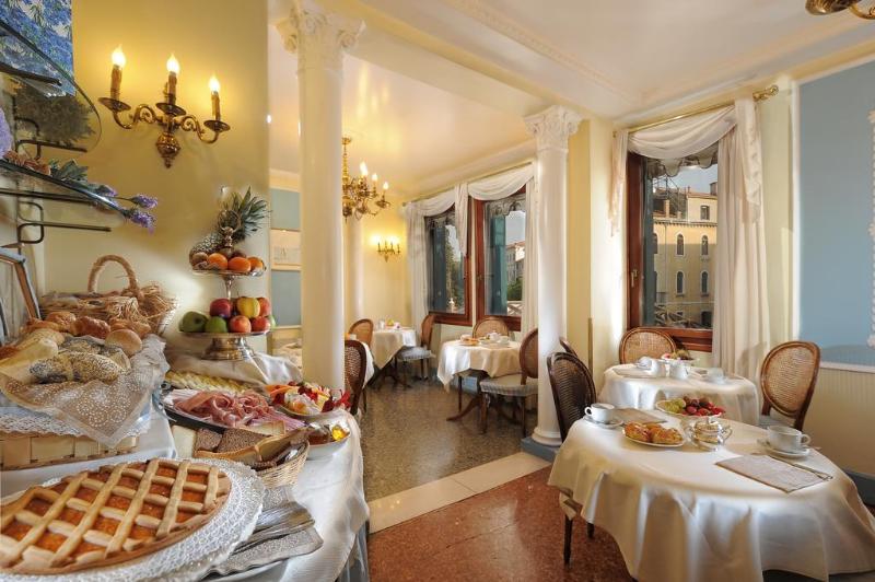 Hotel Arlecchino Madesimo Exterior photo