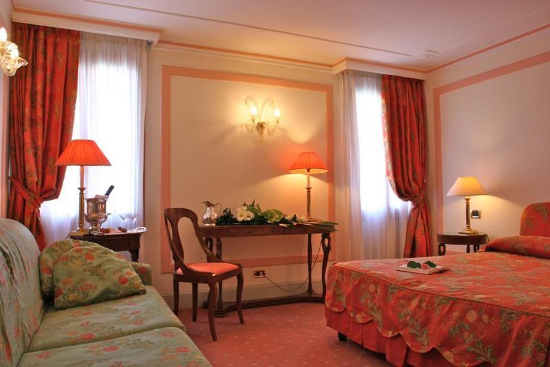 Hotel Arlecchino Madesimo Exterior photo